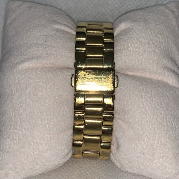 Coach Watch - Picture 3 of 5